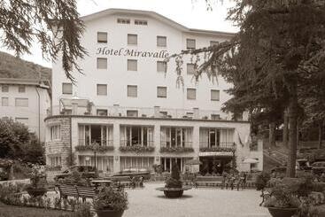 Otel Miravalle 2000