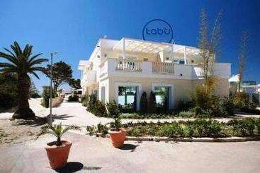 Hotel Tabù