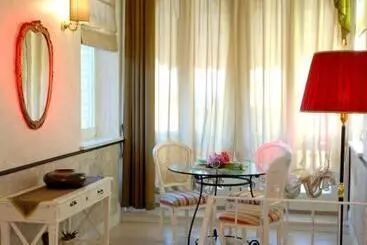 ホテル Villa Helvetia