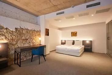 ホテル Bizarre Boutique