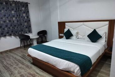 Hotel Brij Palace & Restaurant