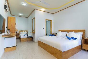 هتل Tropico Villa