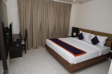 هتل Balaji Gold Inn