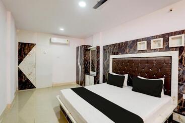 هتل Oyo Payal Guest House