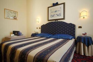 تختخواب و صبحانه Casa Villa Gardenia Venice   Atika & Atif