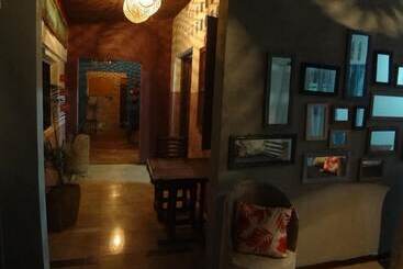 تختخواب و صبحانه Home Sakalava