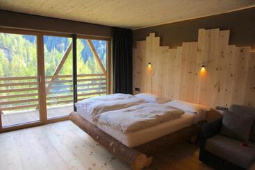 Bike & Ski Hotel Diana Karersee