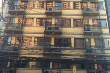 Stone House Hotel Manila