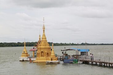 هتل The Floral Breeze Wun Zin