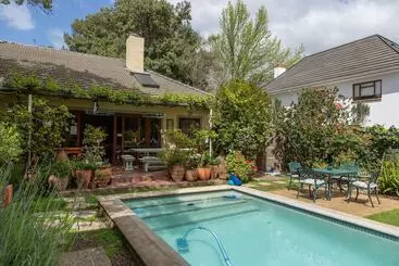 10 Alexander B&b