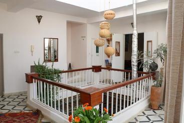 Bed and Breakfast Dar Zerhoune