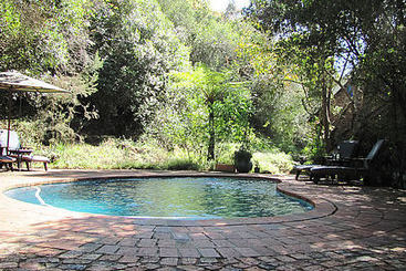 민박 Kingfisher Country House