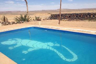 Bed & Breakfast Maison Boutchrafine