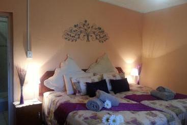 Oak Lane Bed And Breakfast