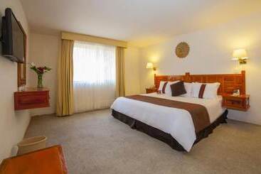 Hotel Mision La Muralla