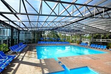 هتل Mision La Muralla