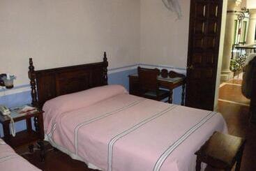 Hôtel Monte Alban   Solo Adultos