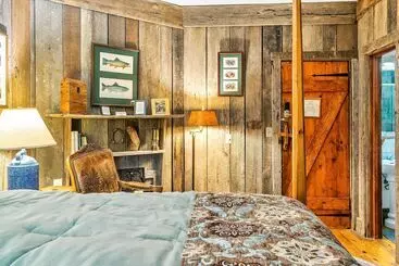 Hotelli Laurel Valley Resort