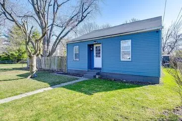コテージ Bright Muncie Home W/ Yard ~ 2 Mi To Downtown!