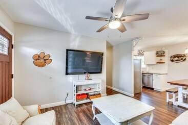 Dog Friendly Clemson Cottage < 1 Mi To University!