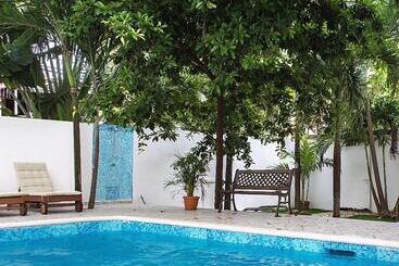 Herberge Batey Hotel Boutique