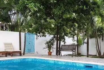 Retkeilymaja Batey Hotel Boutique