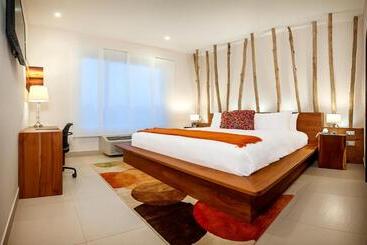 Elements Hotel Boutique