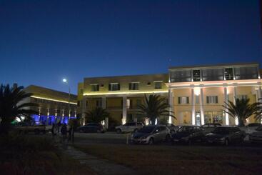 Hotel Cabo Santa Maria