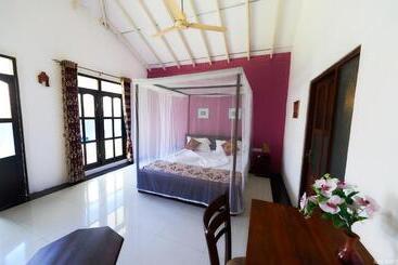 בית מלון כפרי Jasmine Cabanas