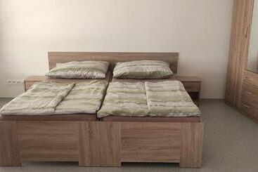 Schronisko Ubytovací Zařízení Koleje Pedagog