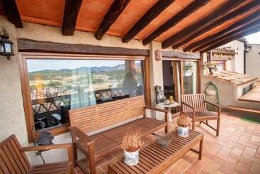 צימר Cal Fuster De La Plaça