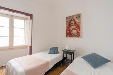 هاستل Burgos Guest House