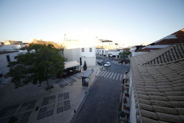 تختخواب و صبحانه The Story Guest House   Adults Only