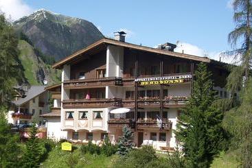 هتل Garni Bergsonne