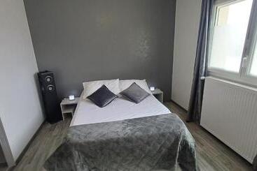 مبيت وإفطار Romantic Room