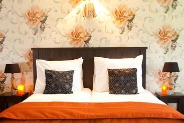 Hotel Restaurant D N Dries