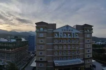 Hotel Luxsugero Studios Dehradun Mussoorie