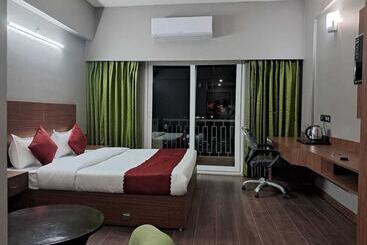 Отель Luxsugero Studios Dehradun Mussoorie