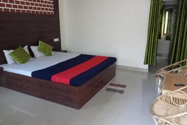 Hotel Neil Holiday Resort