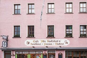 Majatalo Cafe Alte Backstubn