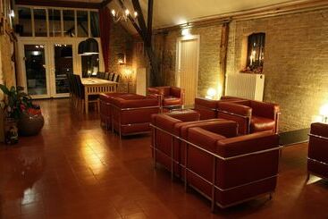 Hotel & Restaurant Weidumerhout