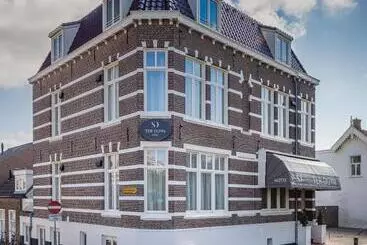 Hotel Next Door