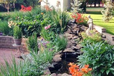 Mcdougall Lane Bed & Breakfast