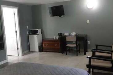 汽车旅馆  Nipissing Inn