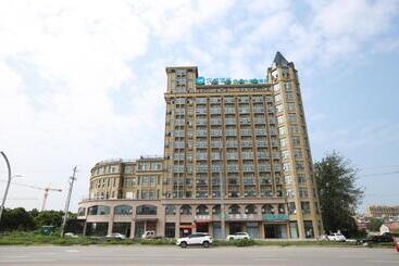 Hanting Hotel Shangqiu Minquan North Railway Station