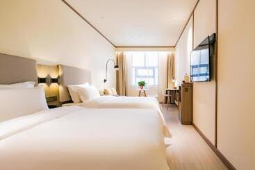 Hanting Hotel Yan An Railway Station