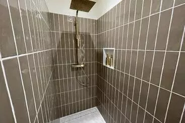 Pension La Petite Maison De Giverny Chambres De Charme Gîte 5 étoiles Au Cœur Du Village