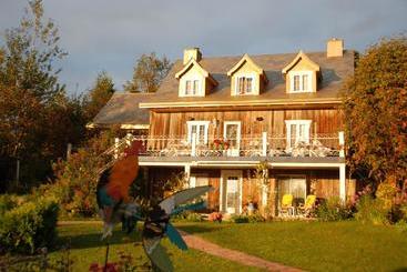 Bed and Breakfast Gite Noble Queteux