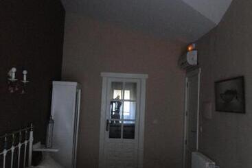 Hotel Rural Las Cinco Ranas