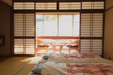 Ryokan Yudanaka Onsen Yamazakiya